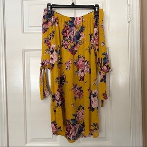 NWOT Boutique off-shoulder floral dress